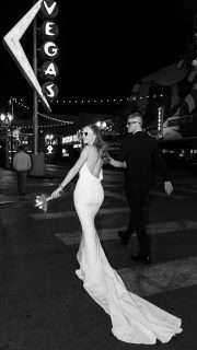 Quand tu mises tout sur Vegas, et que tu choisis Pretty Day pour repartir forcément gagnant ! 

#mariagelasvegas #vegasweddings #lasvegaswedding #elopementlasvegas #mariagefrancaislasvegas