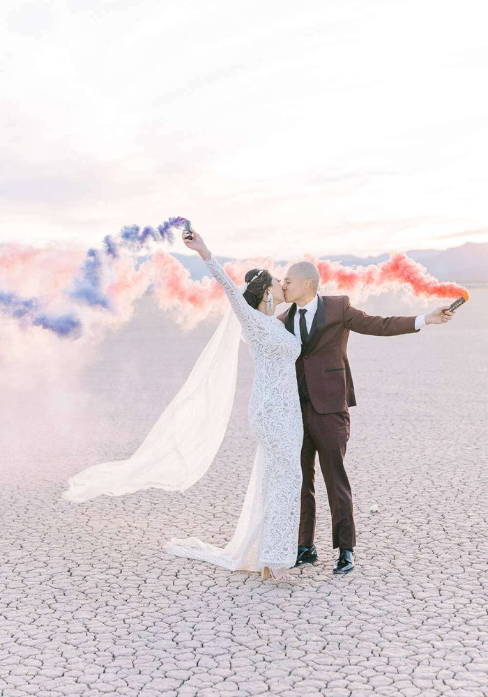 DryLakeBedSmokeBombs