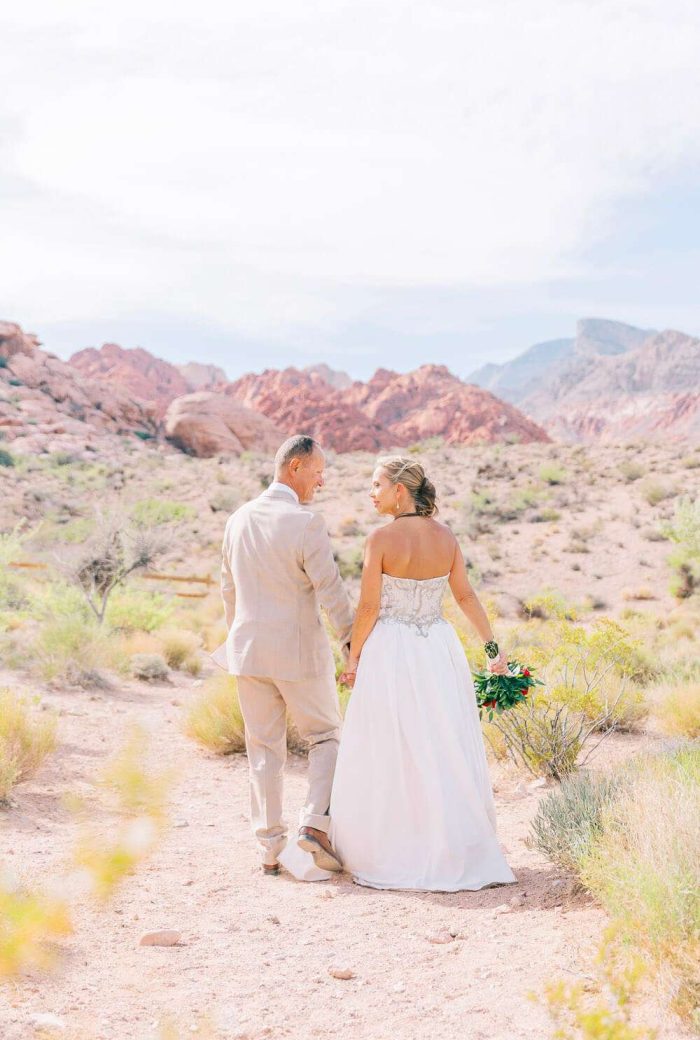 mariage dans le désert de Red Rock Canyon dans le Nevada près de Las Vegas