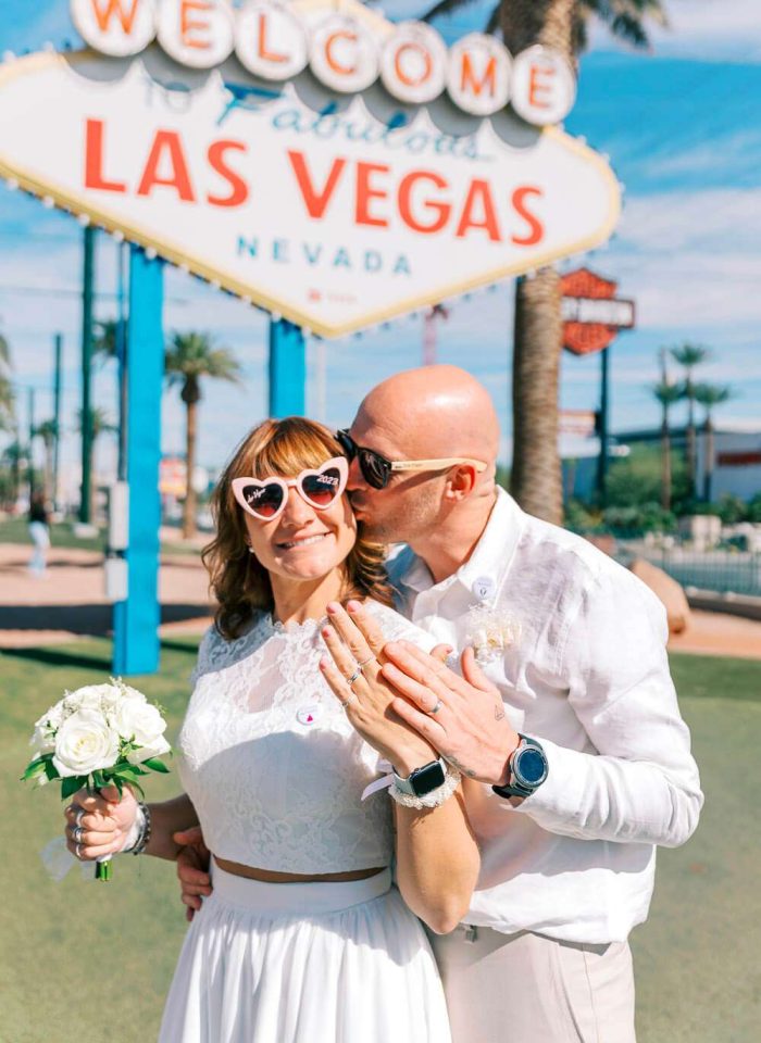 VegasSign19
